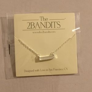 The 2Bandits necklace